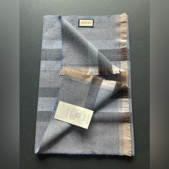 New Gucci Lana Wool Shawl / Scarf - Picture 8 of 14